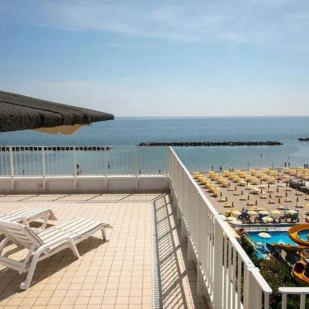 Residence Hotel Amalfi Lido Di Savio Exterior foto